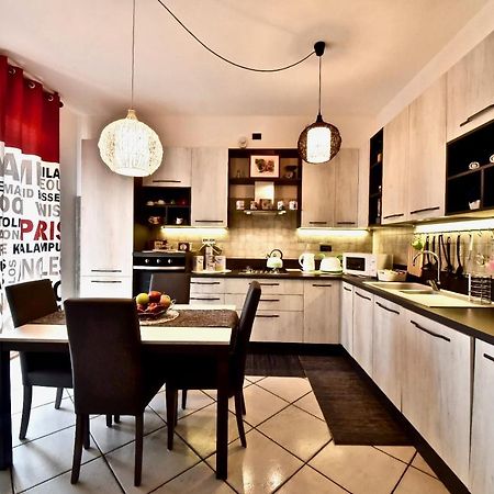 Modern Apartment Halfway Between Milan And Como Cogliate Eksteriør bilde